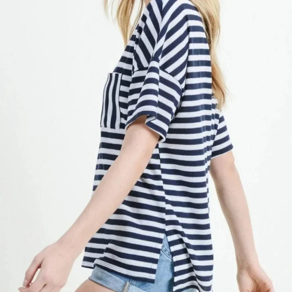 NEW Cotton Bleu Navy and White Ribbed High Low Top Size Small - Picture 2 of 6